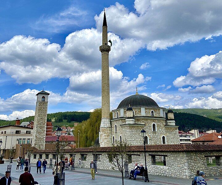 File:Husein-paša's Mosque, Pljevlja.jpg