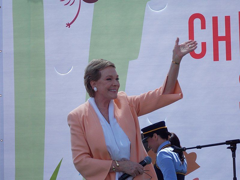 File:Julie Andrews 2012.jpg