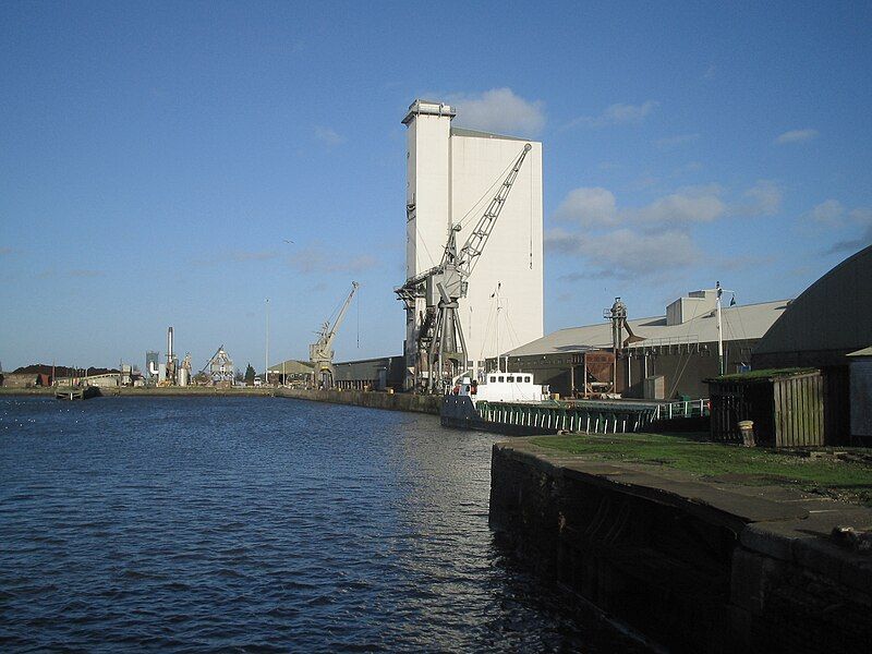 File:Kings-lynn-docks.JPG