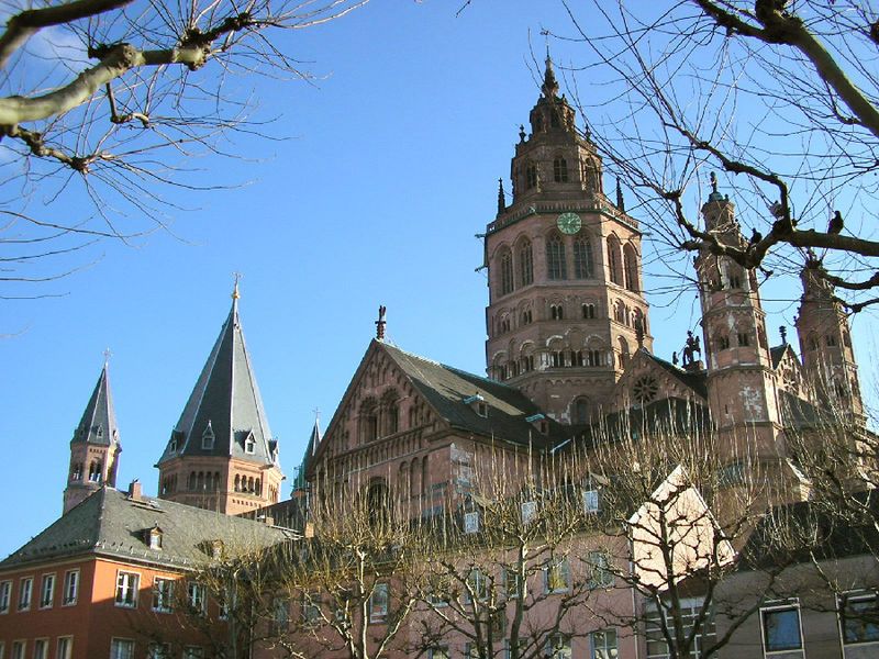 File:Mainzer Dom nw.jpg