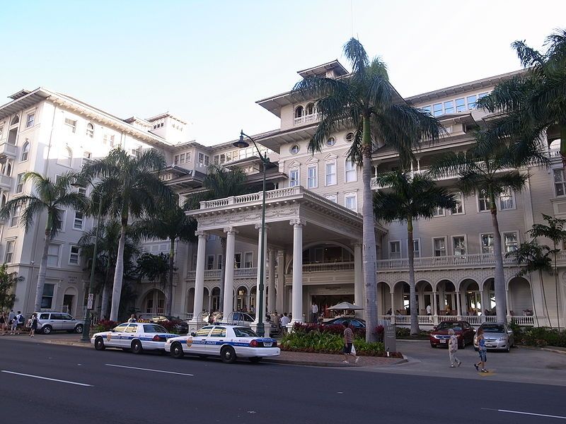 File:Moana surfrider.JPG