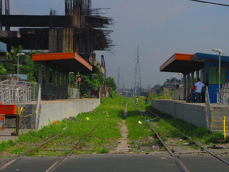 File:PNR Paco Station.jpg