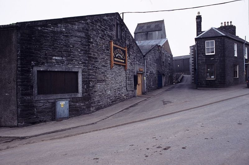 File:Pulteney Distillery.jpeg