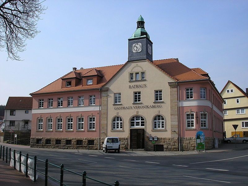 File:Rathaus Martinroda.JPG