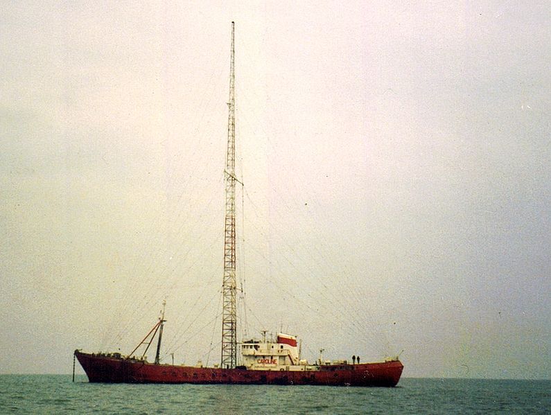 File:Ross Revenge 1984.jpg