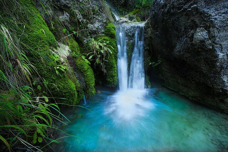 File:Small waterfall.jpg