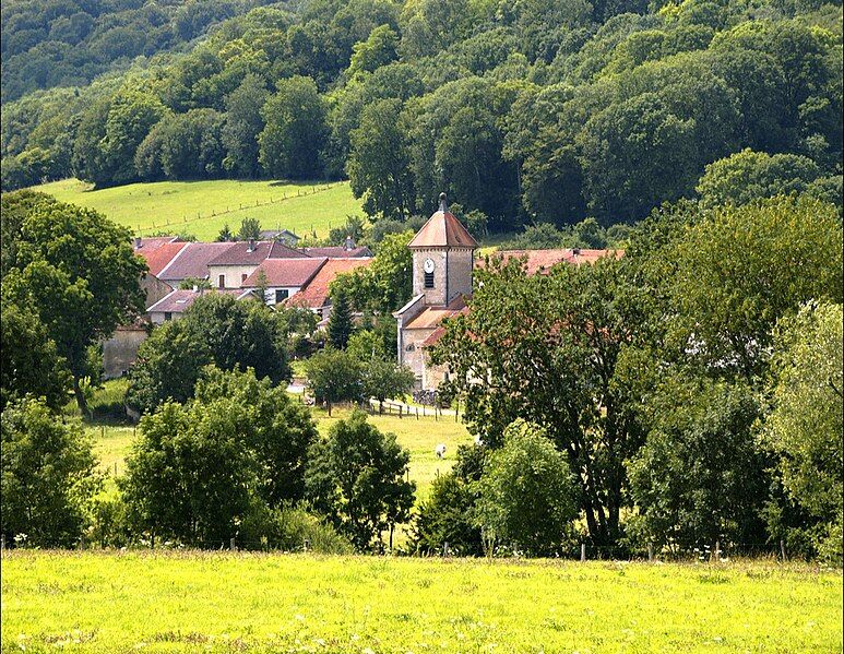 File:Sommerécourt-Eglise.jpg