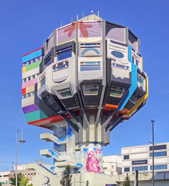 File:B-Steglitz Okt12 Bierpinsel.jpg