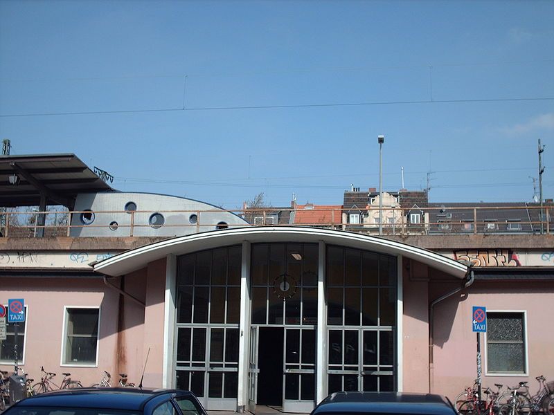 File:Bahnhof Köln Süd.jpg