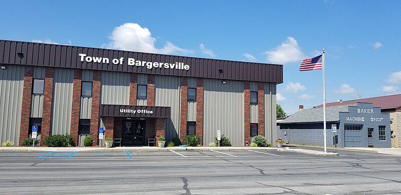 File:Bargersville Town Hall.jpg