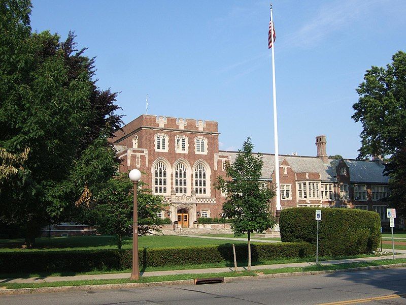 File:Bronxville HS.jpg