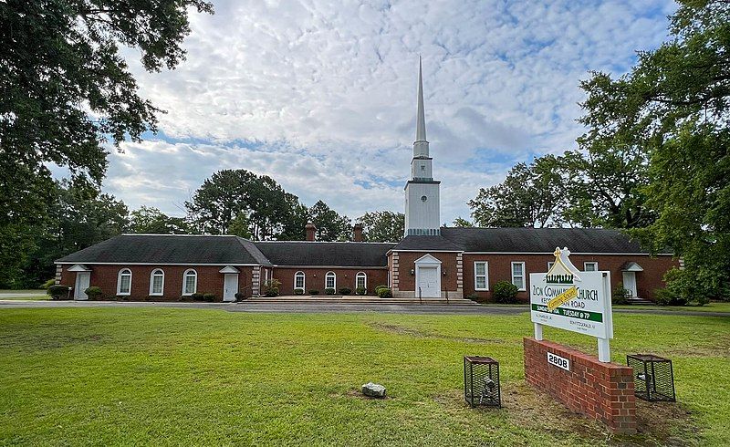 File:ChristianScienceChurchHamptonVA.jpg