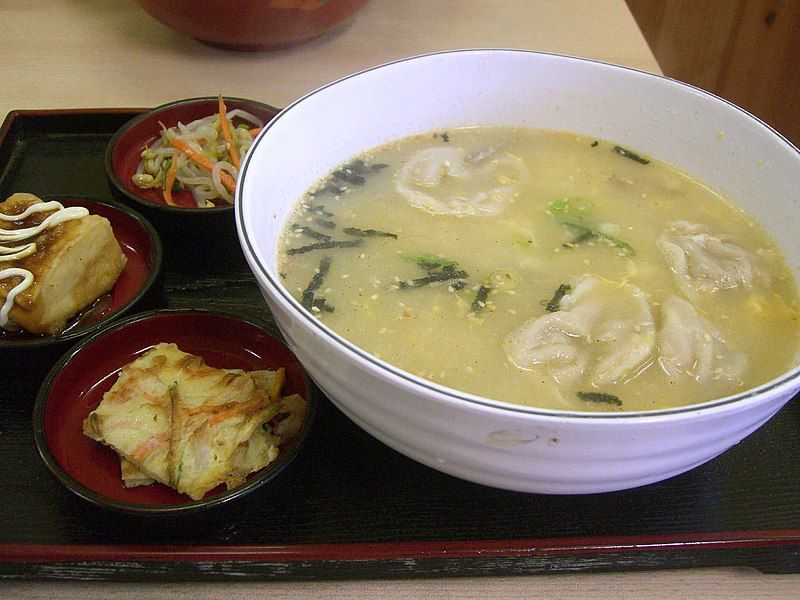 File:Korean.cuisine-Manduguk-01.jpg