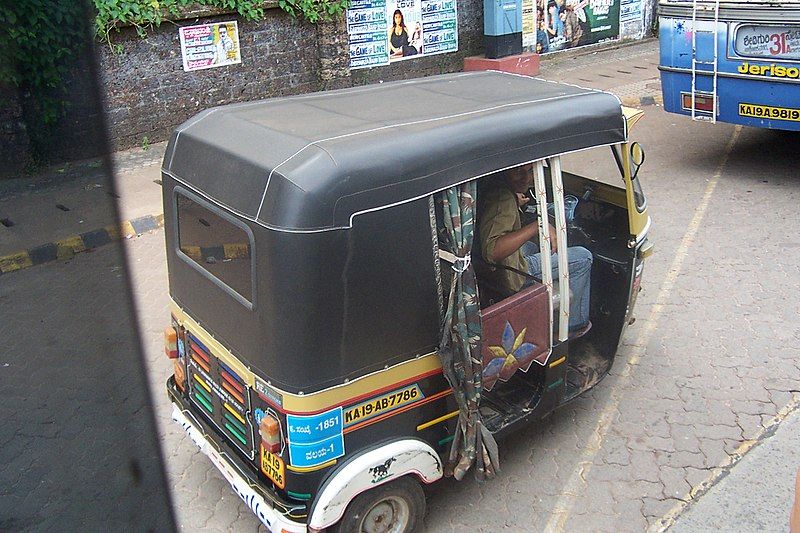 File:Mangalore Rickshaw.jpg