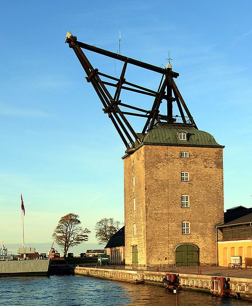 File:Mastekranen Holmen.jpg