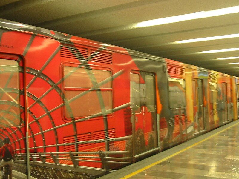 File:MexicoCityMetroTraindecorated.JPG