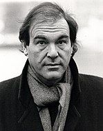 A picture of Oliver Stone in 1987.