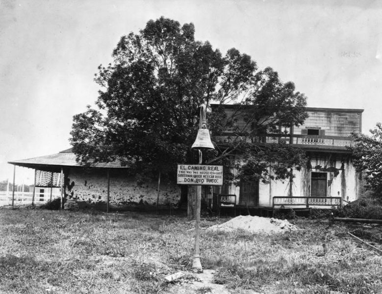 File:PioPicoAdobe-1910.jpg