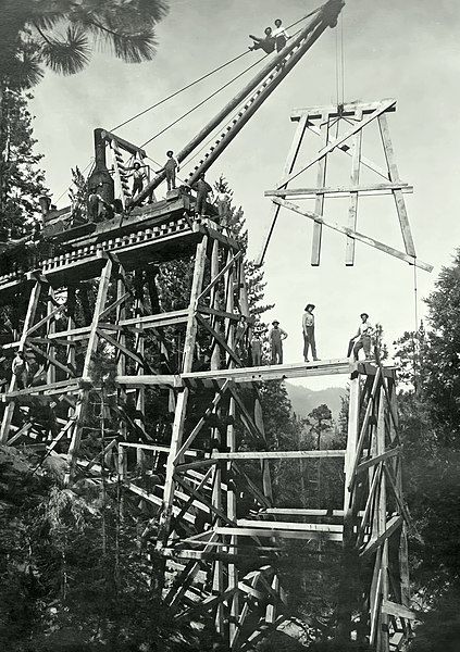 File:Railroad-Trestle-Construction.jpg