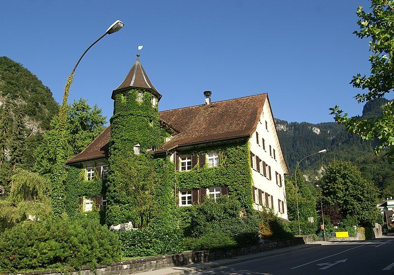 File:RathausHohenems.JPG