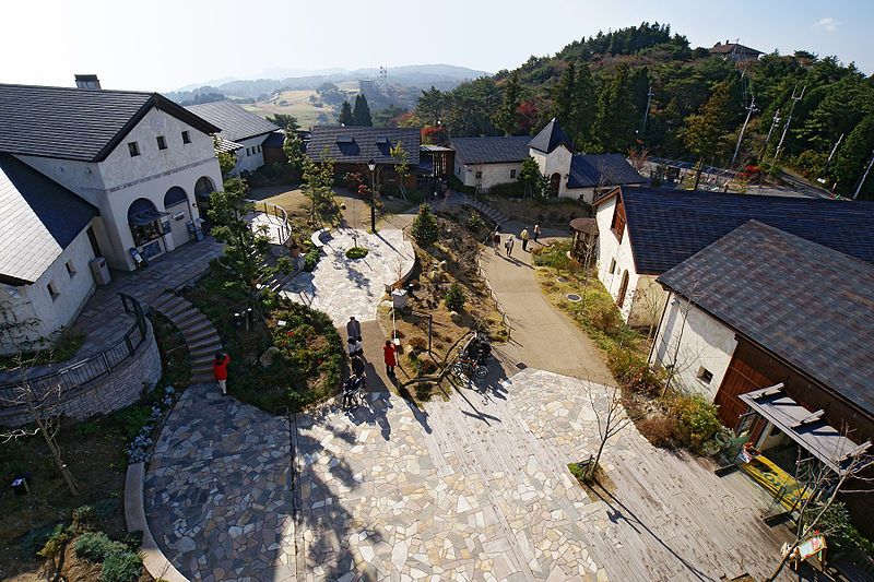 File:Rokko garden terrace02s3872.jpg