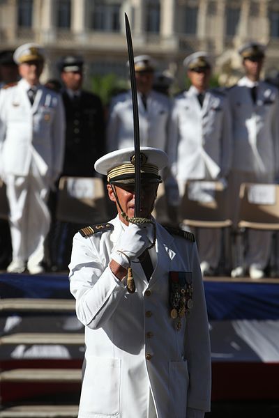 File:Salute-IMG 8784b.jpg