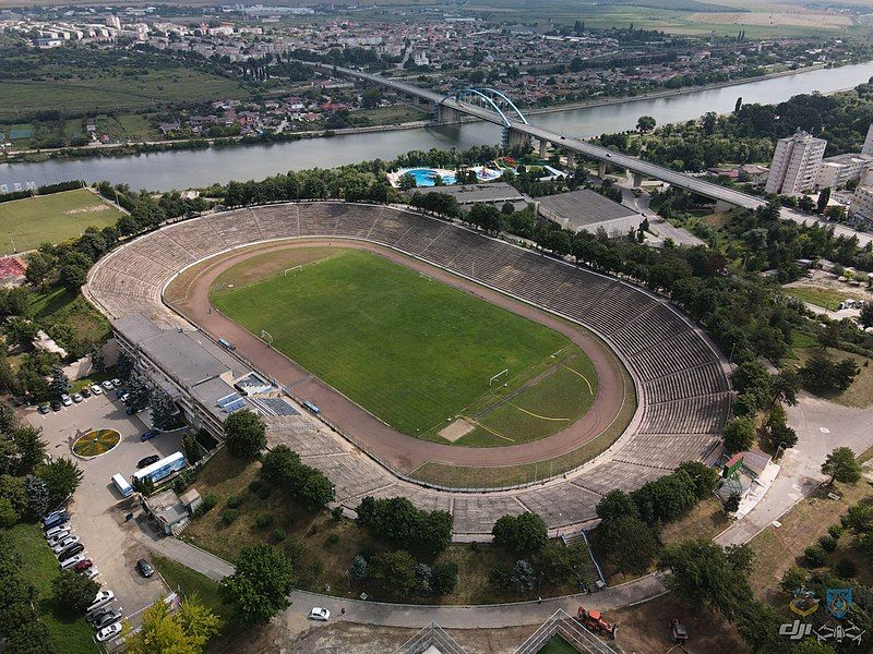 File:Stadionul "Iftimie Ilisei".jpg