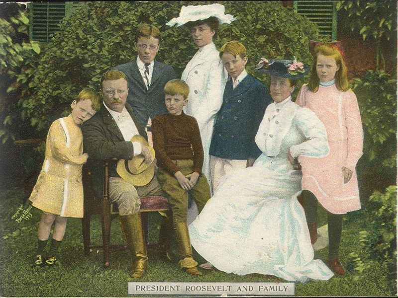 File:TheodoreRooseveltFamily.jpg