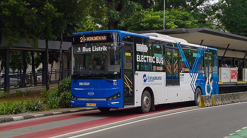 File:Transjakarta DMR-240209 20241221.jpg