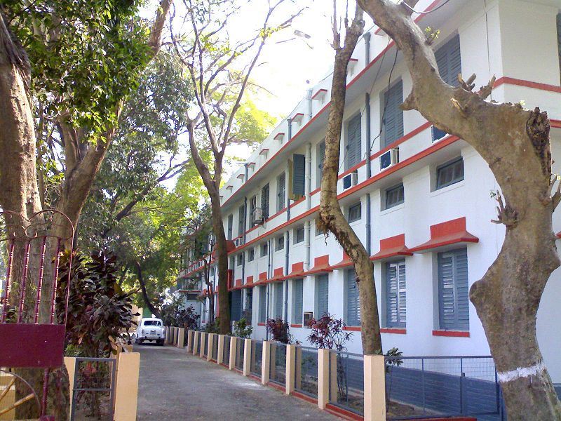 File:Admin building gcetts.jpg