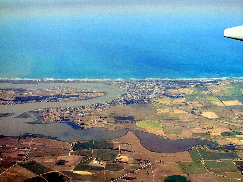 File:Aerial - Goolwa.jpg