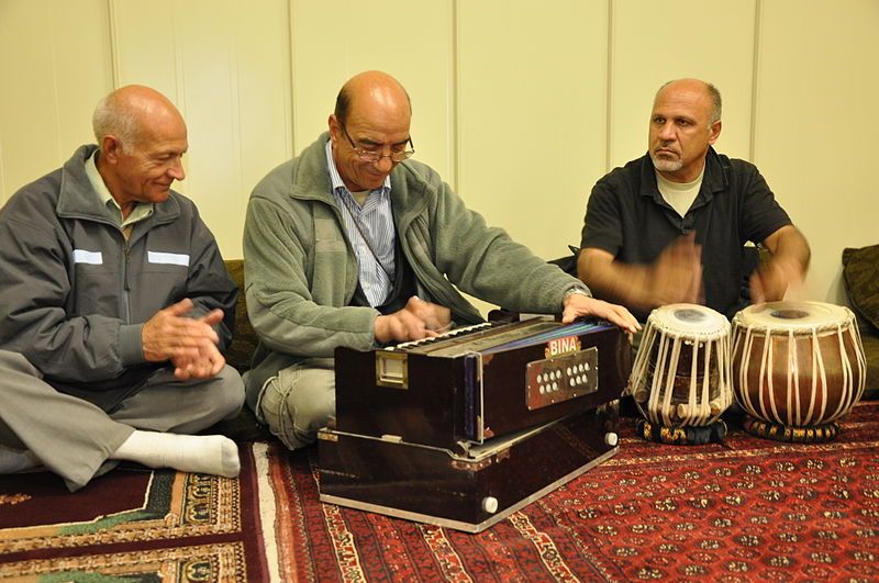 File:Afghan musicians.jpg