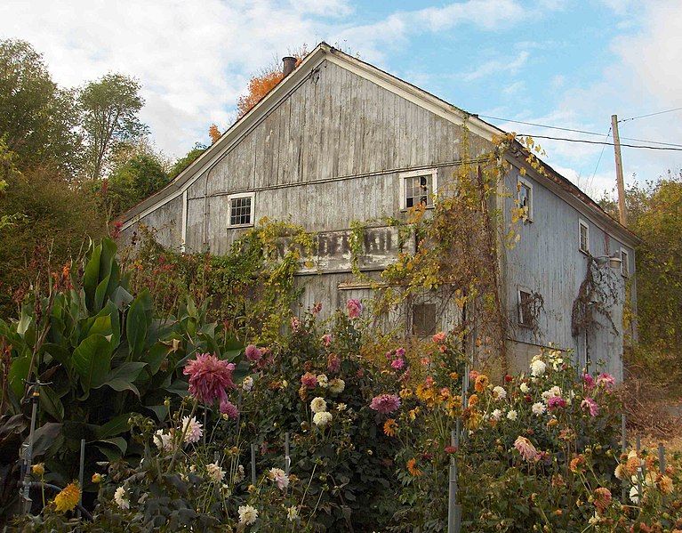 File:Allens Cider Mill.JPG