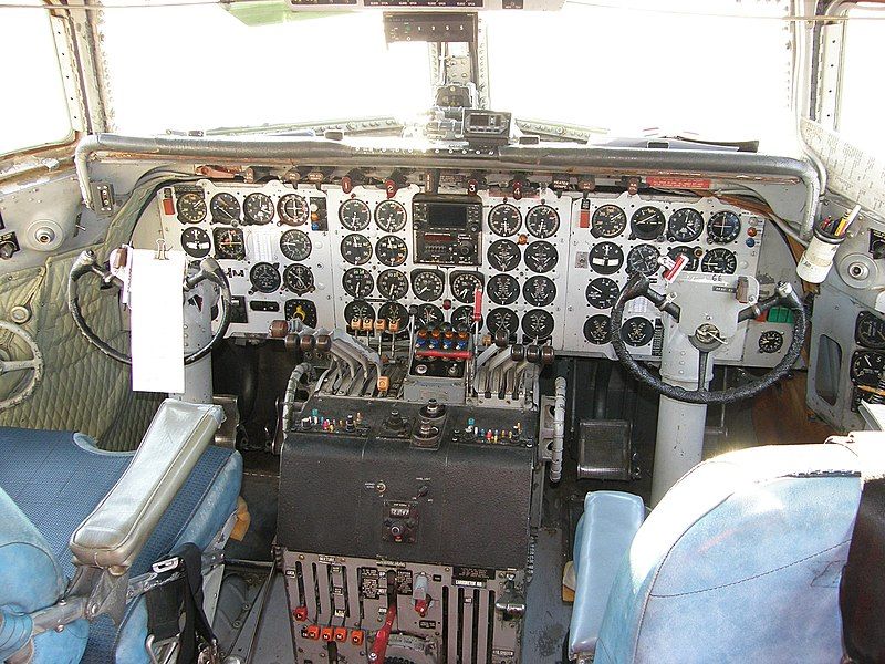 File:Butler-dc7-N6353C-071102-fox-tanker66-01-16.jpg