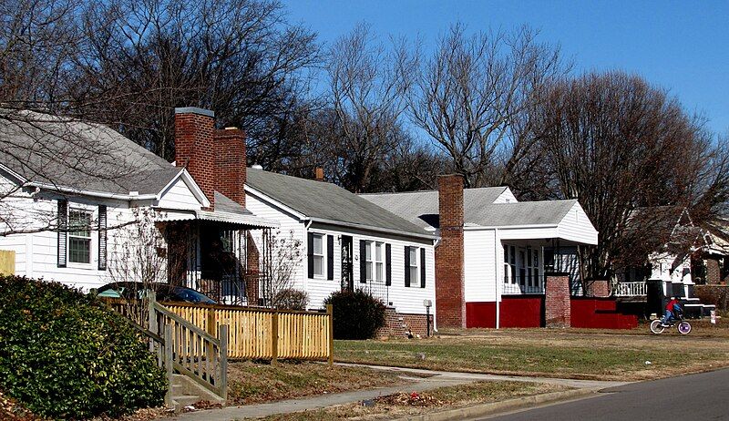 File:Chilhowee-park-houses-tn1.jpg