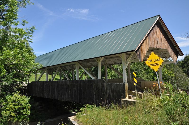 File:DanvilleVT GreenbanksHollowCoveredBridge.jpg