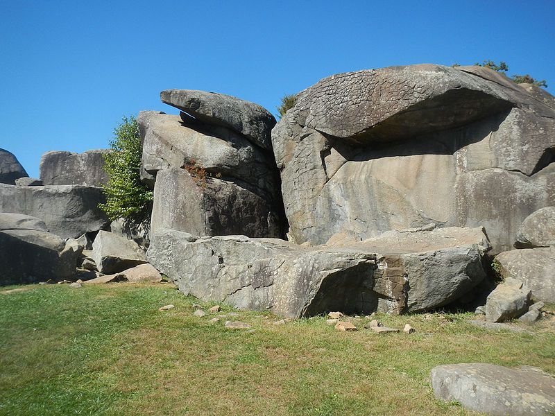 File:Devil's Den 101215.jpg