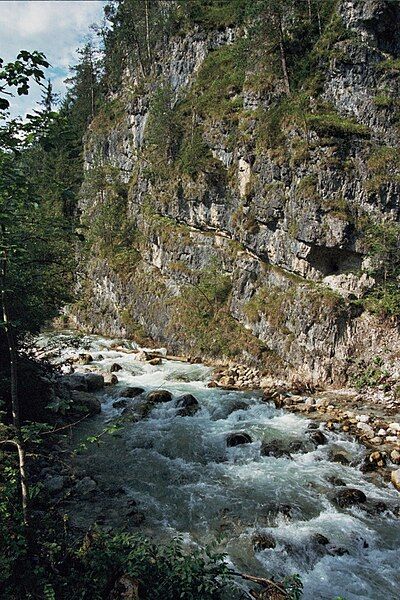 File:Haselbach oefenschlucht.jpg