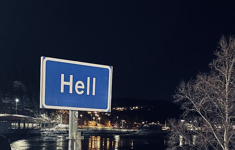 File:Hell-in-Norway.24B.jpg