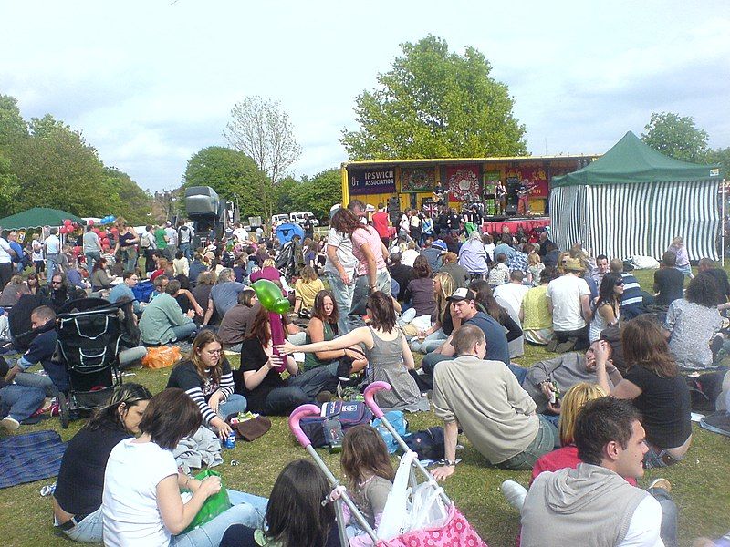 File:IpswichMayDay2007.jpg