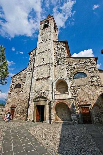 File:Iseo-PieveSant'Andrea.jpg