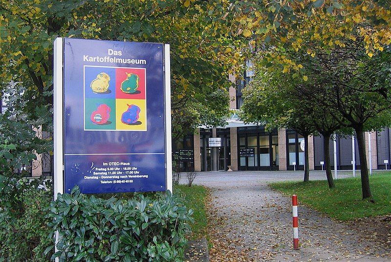 File:Kartoffelmuseum Muenchen-1.jpg