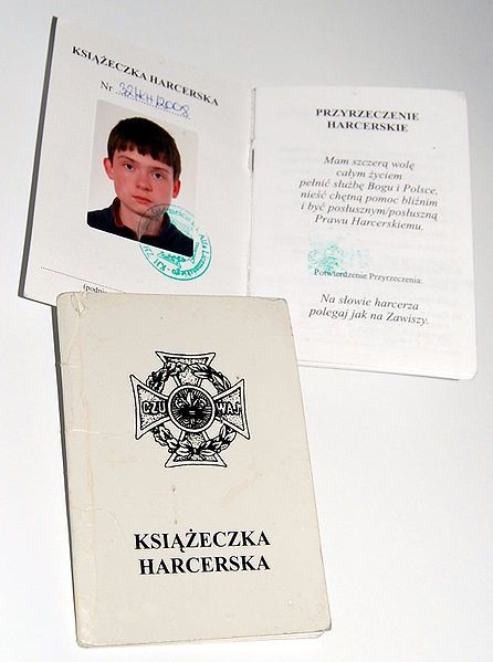 File:Ksiazeczka harcerska.jpg