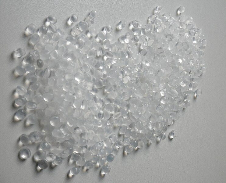 File:Polyethylene balls1.jpg