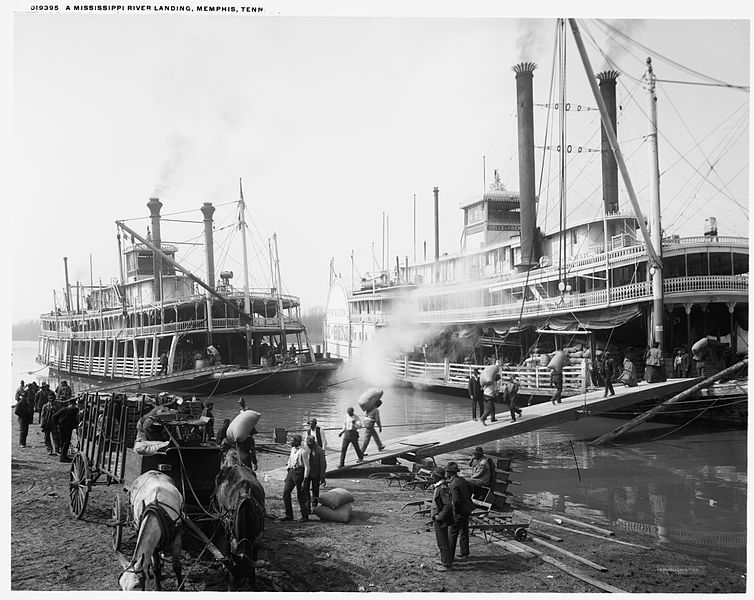 File:Riverboats at Memphis.jpg