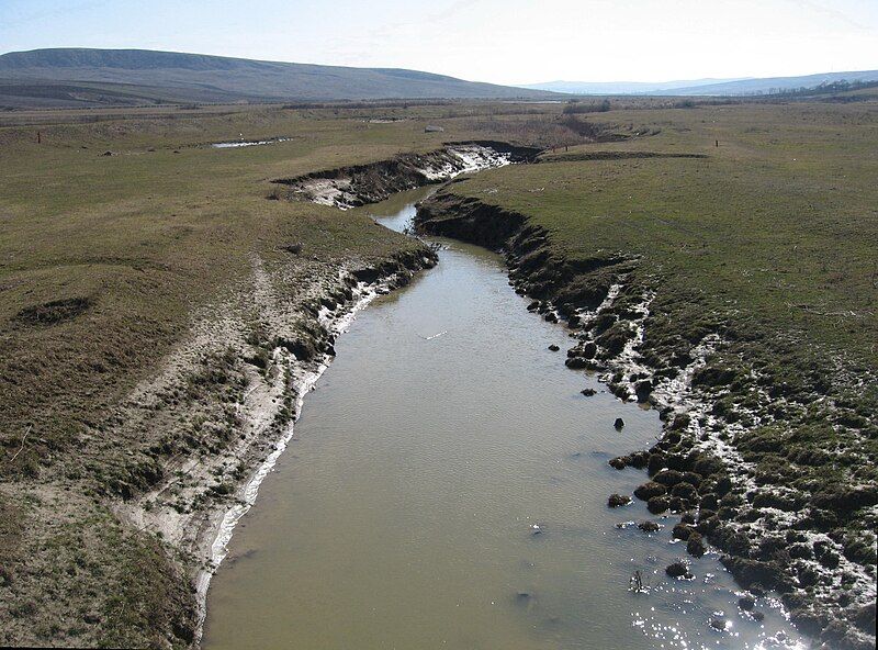 File:Stavnic River.jpg