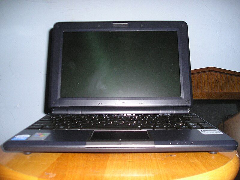 File:Asus EEE 1000HD.jpg