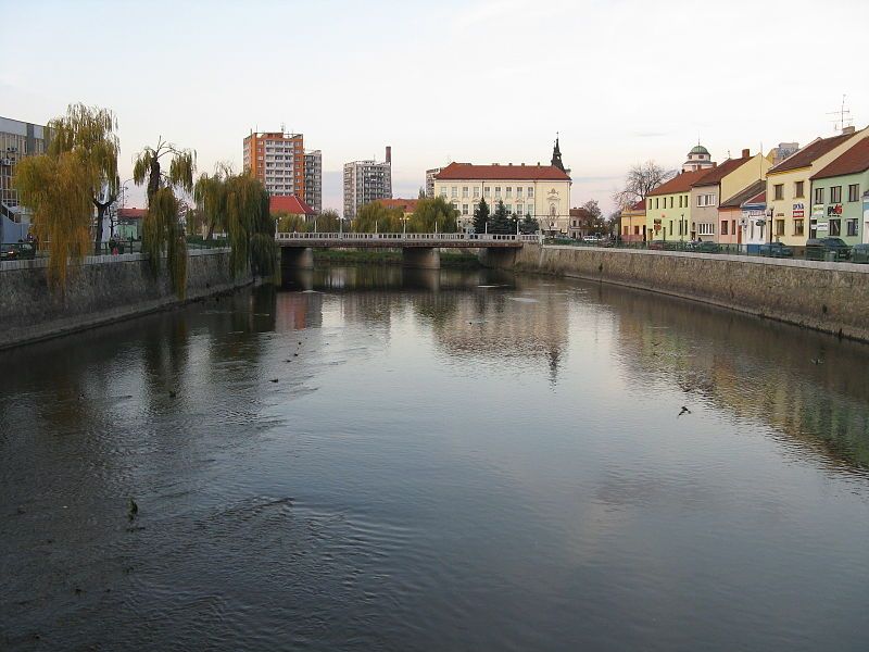 File:Břeclav, Dyje.JPG