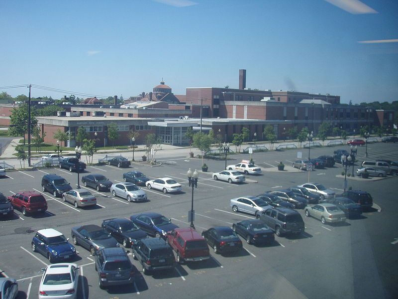 File:Babylon High School.jpg