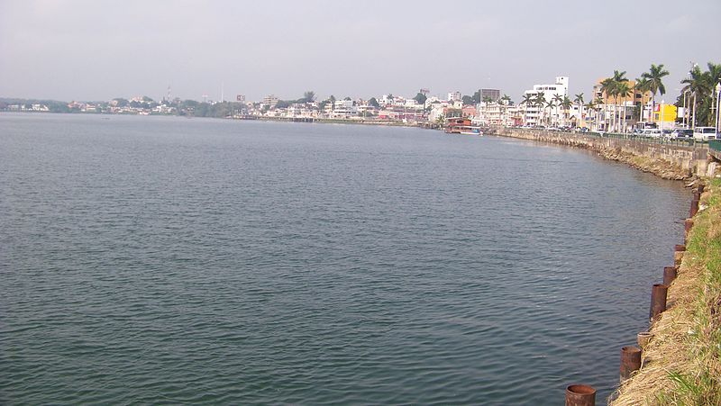 File:Bahía Tuxpan 2013.JPG